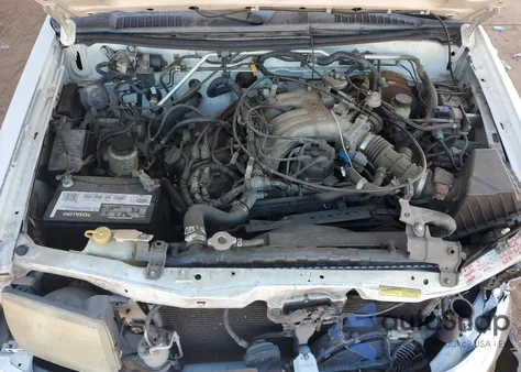 2000 Nissan Frontier Crew Cab Xe z USA, uszkodzony, nr VIN 1N6ED27T9YC304117